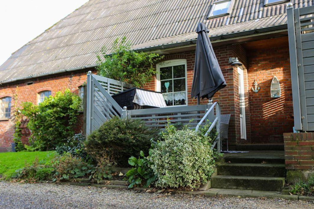 Ferienwohnung-strand-edomsharder-hof-nordstrand Apartment *
